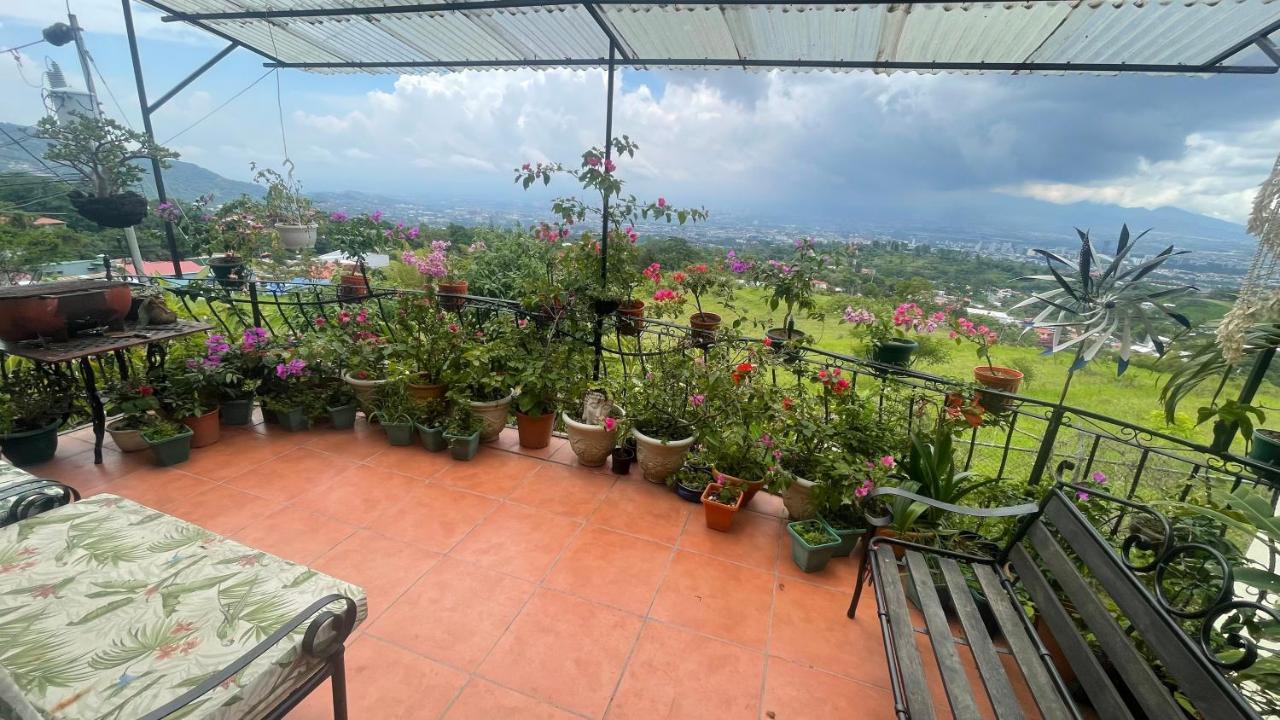 Vista Bella Rooms Escazú Eksteriør bilde